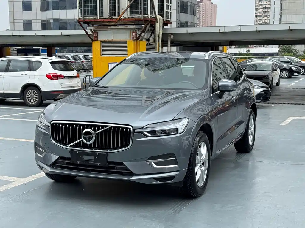 Volvo XC60 2020 — фото 2
