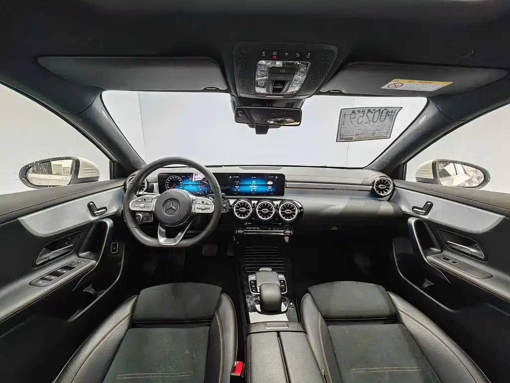Mercedes-Benz A-Class 2019 — фото 10