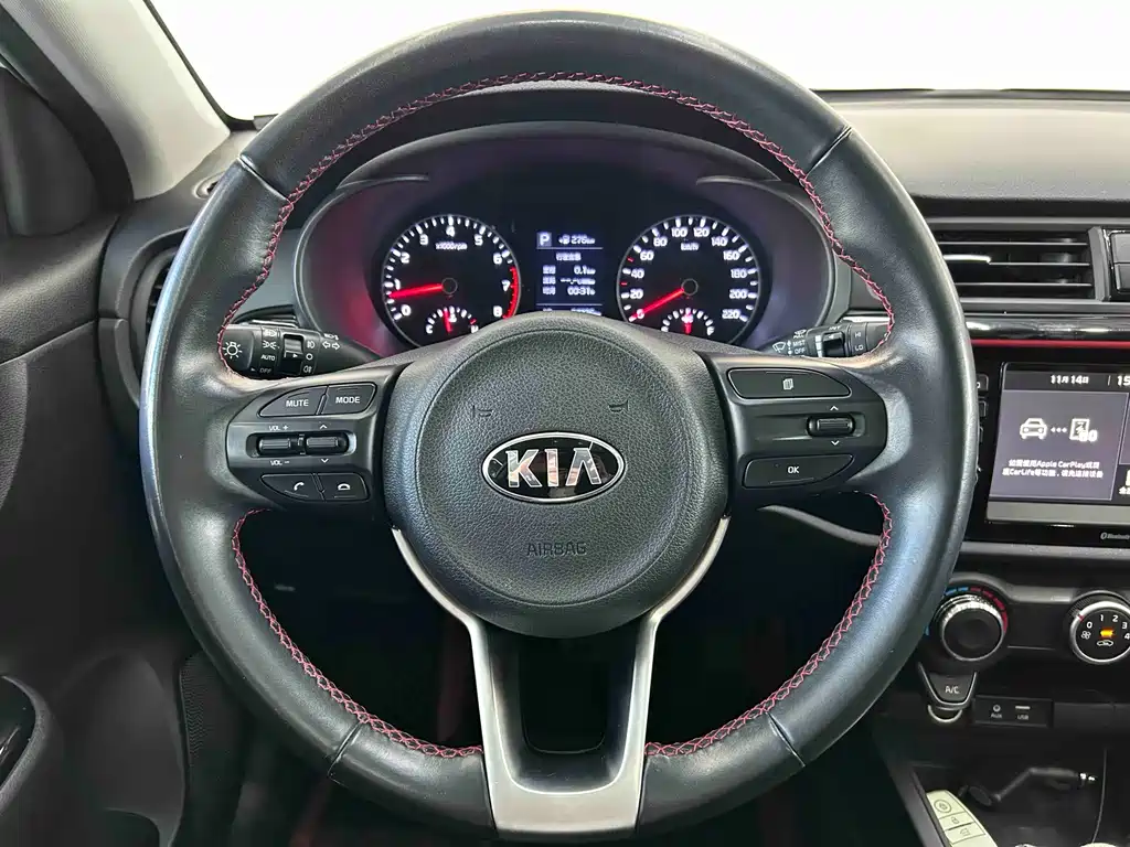 Kia KX Cross 2019 — фото 15
