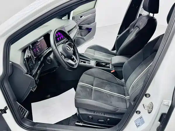 Volkswagen Golf 2022