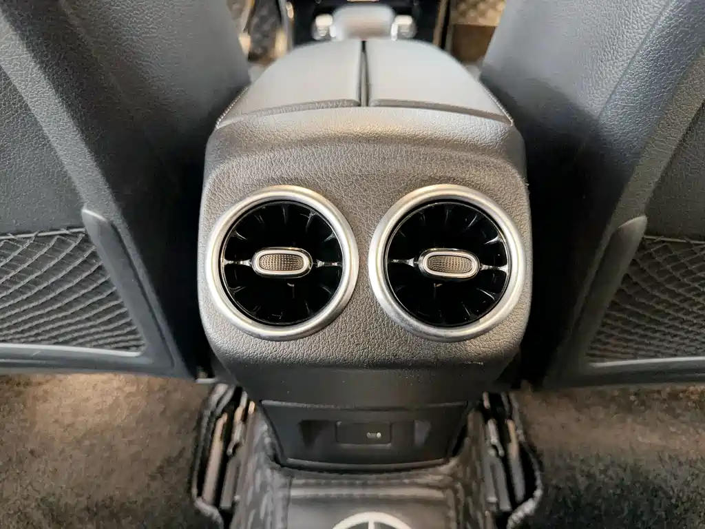 Mercedes-Benz A-Class 2021 — фото 17