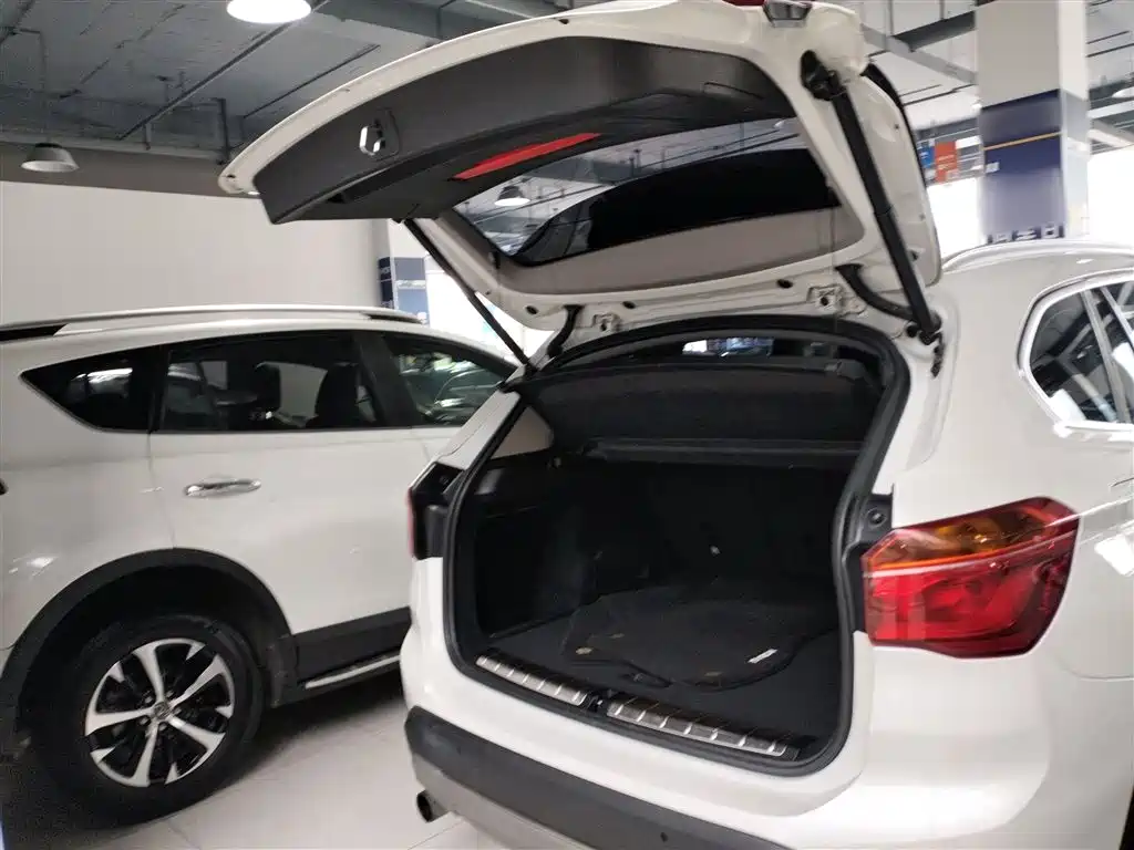 BMW X1 2017 — фото 19