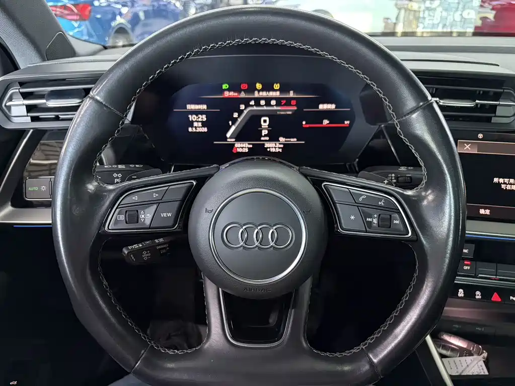 Audi A3 2023 — фото 17