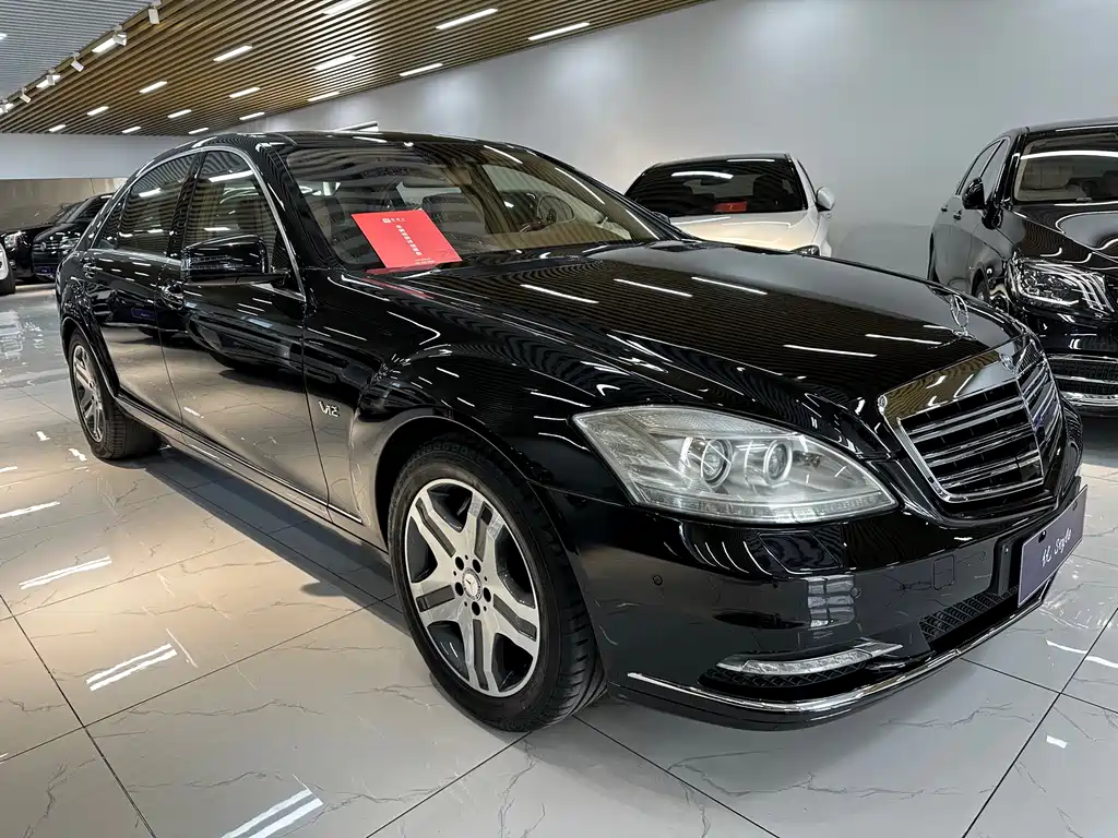 Mercedes-Benz S-Class 2011 — фото 1