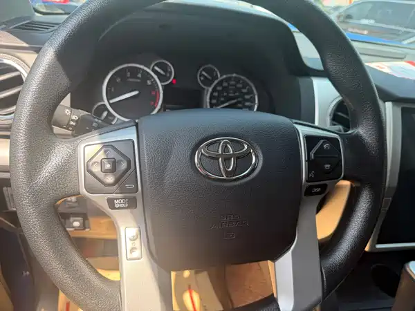 Toyota Tundra 2018