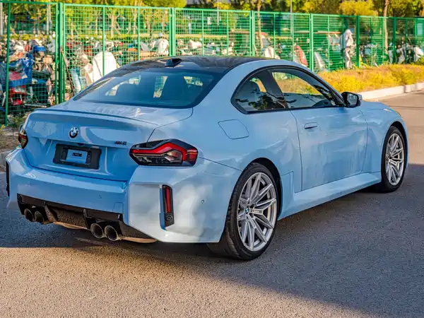 BMW M2 2025