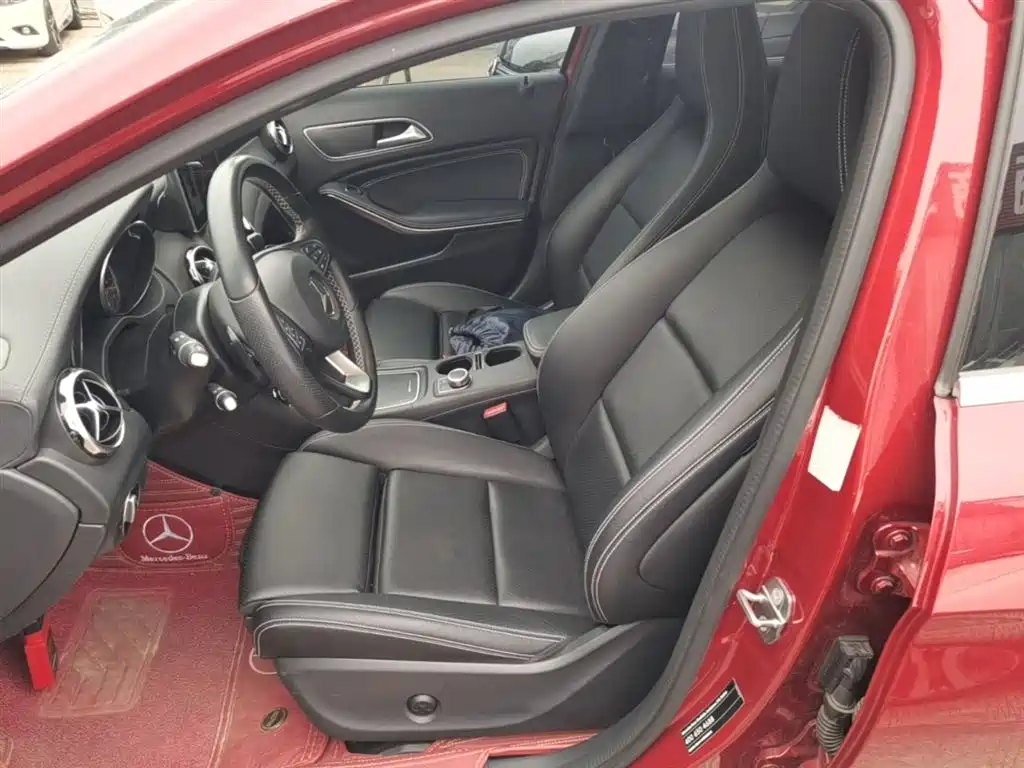Mercedes-Benz GLA 2018 — фото 15