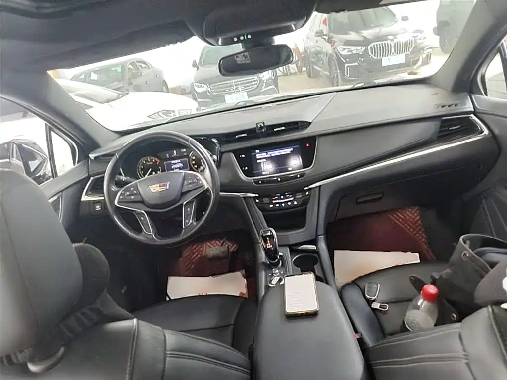 Cadillac XT5 2020 — фото 10