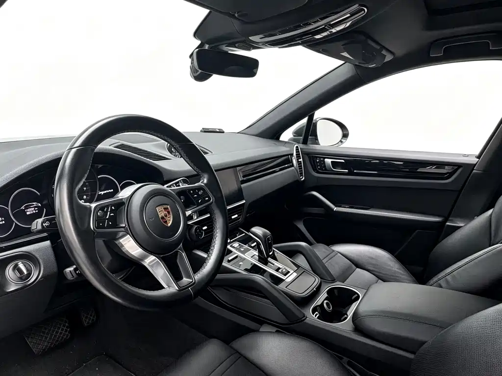 Porsche Cayenne 2019 — фото 4