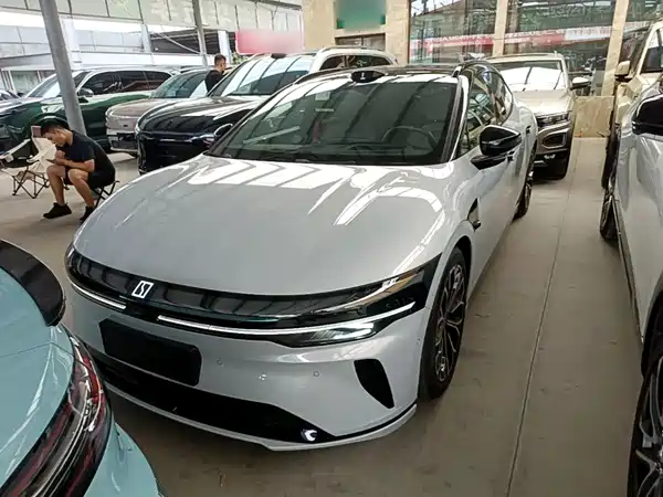 Zeekr 007GT 2025