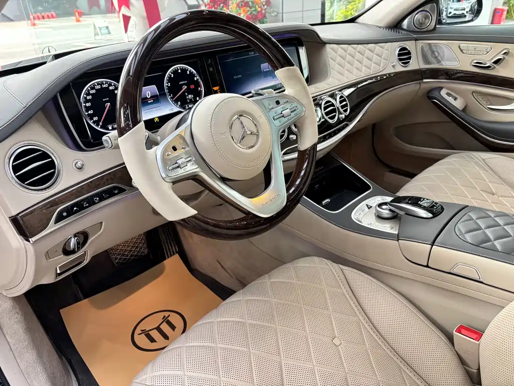 Mercedes-Benz Maybach S-Class 2015
