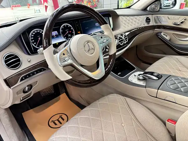 Mercedes-Benz Maybach S-Class 2015