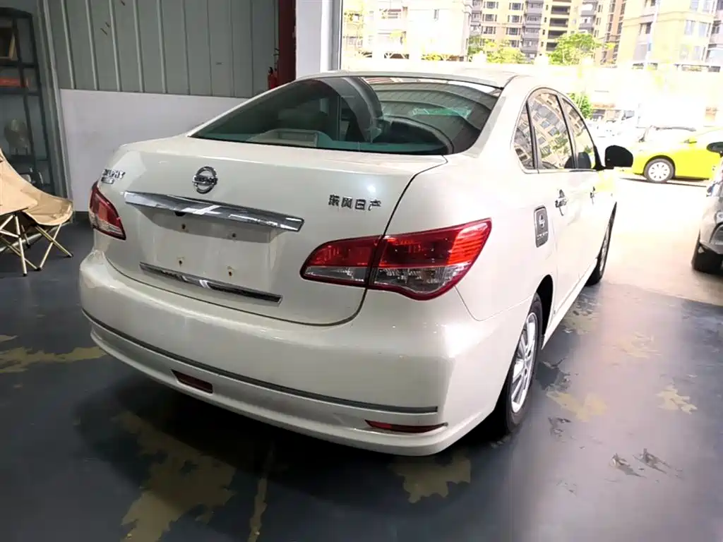Nissan Sylphy 2017 — фото 7