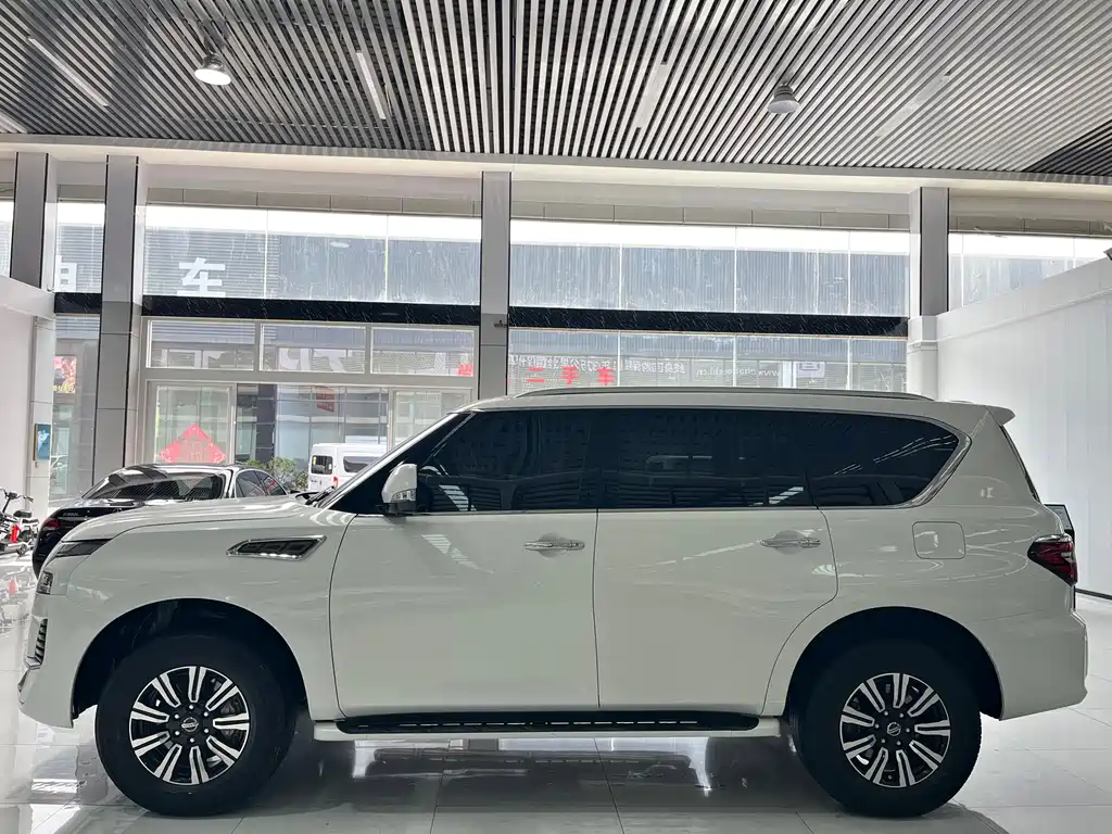 Nissan Patrol 2020 — фото 3