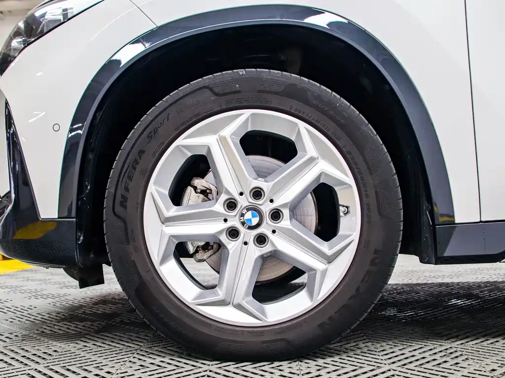 BMW X1 2023 — фото 17