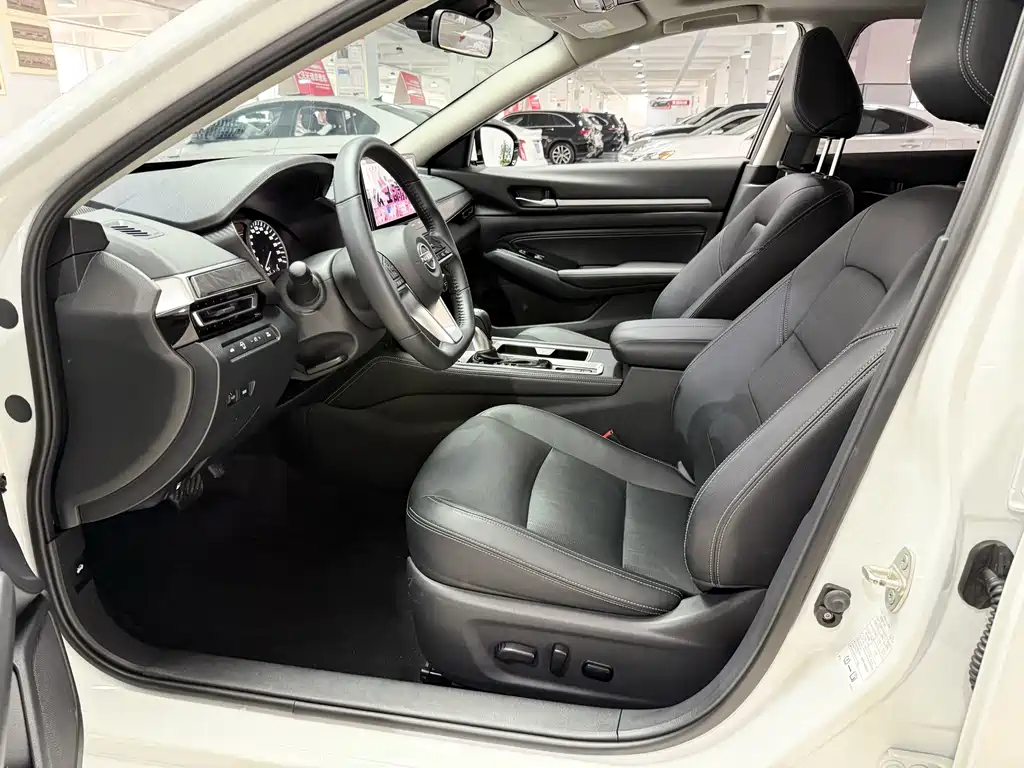 Nissan Teana 2024 — фото 10