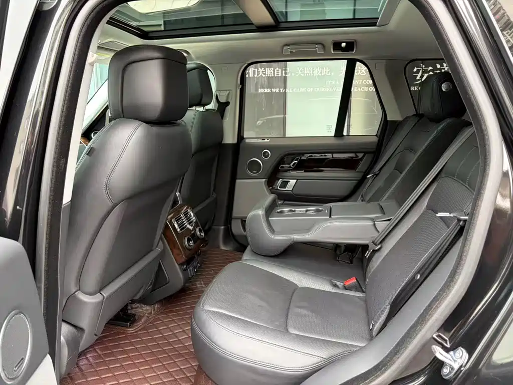 Land Rover Range Rover 2020 — фото 10