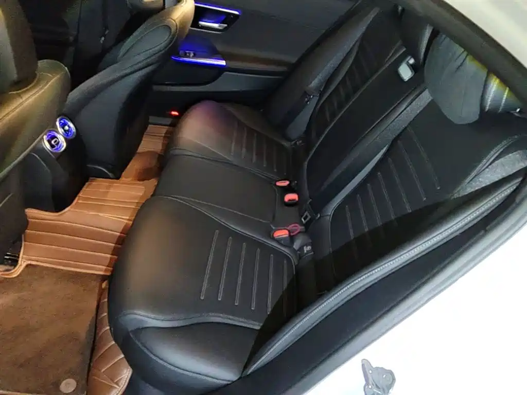 Mercedes-Benz C-Class 2022 — фото 17