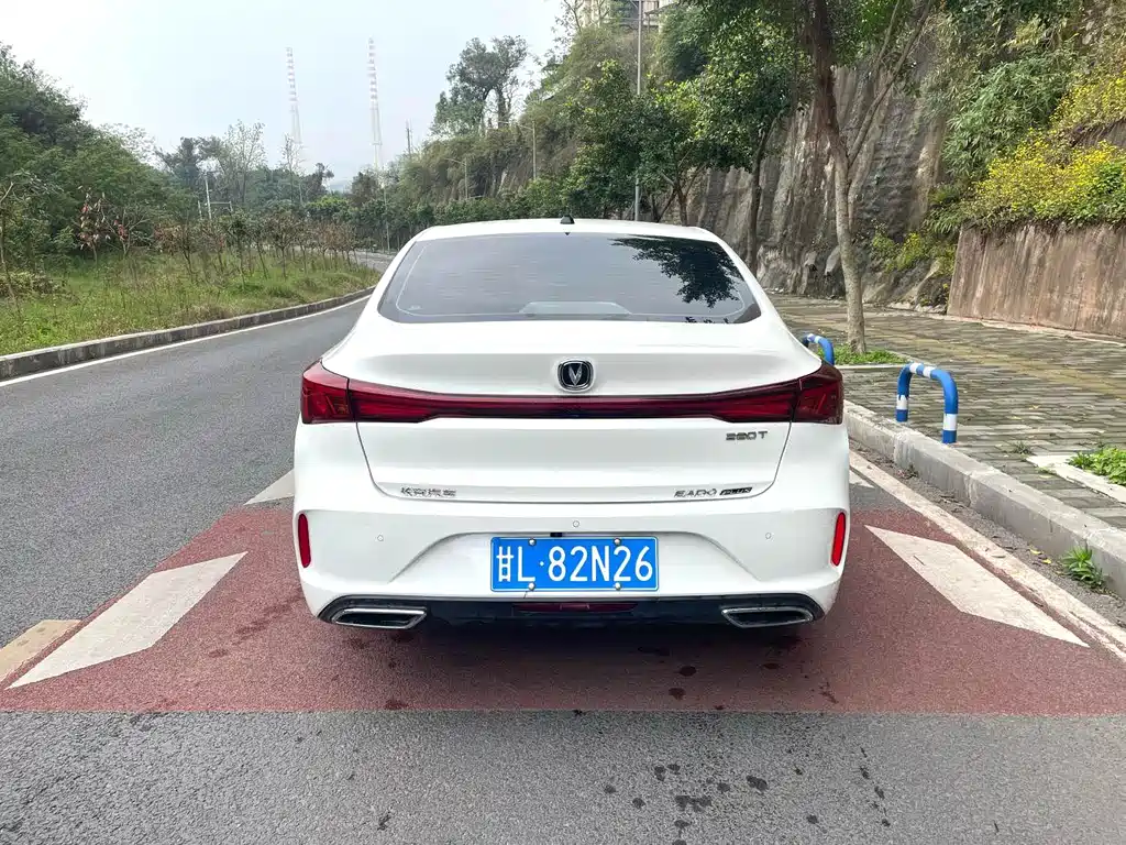 Changan Eado 2025 — фото 18