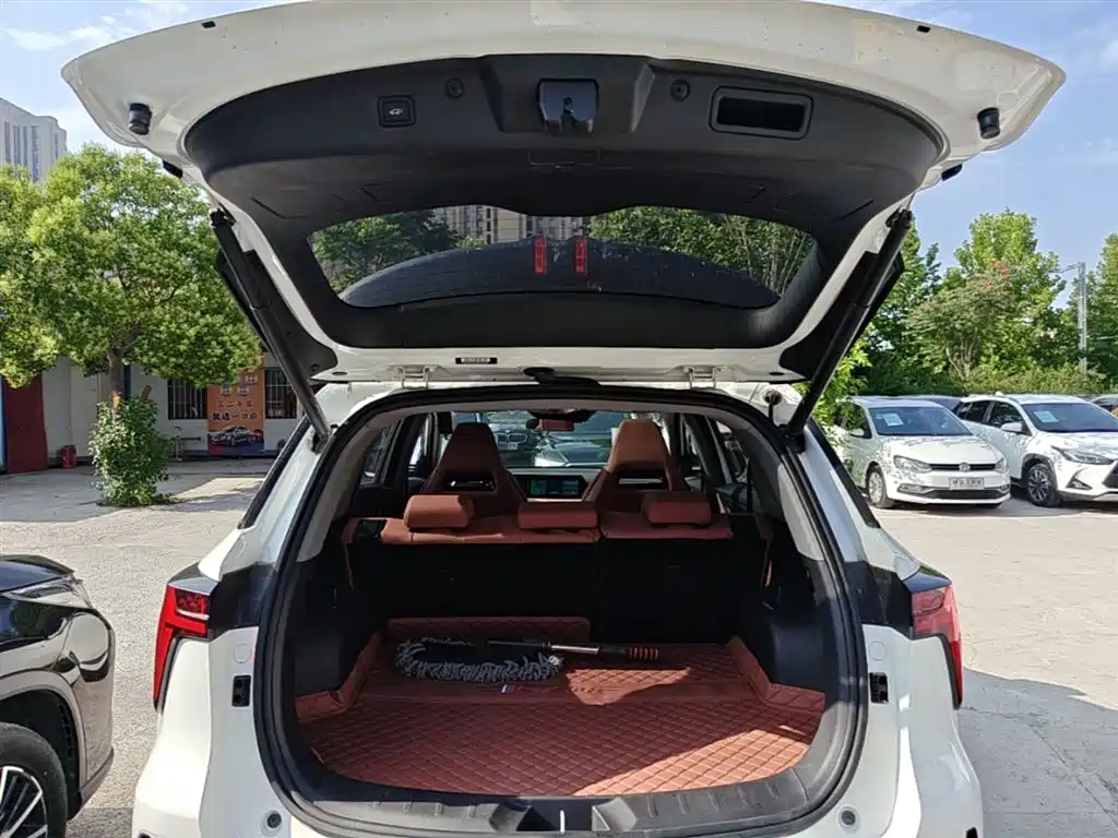 Changan CS75 PLUS 2025 — фото 19