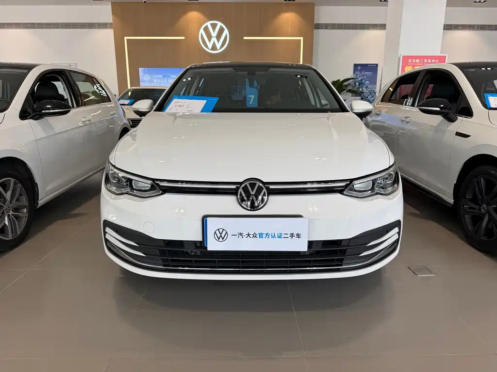 Volkswagen Golf 2022