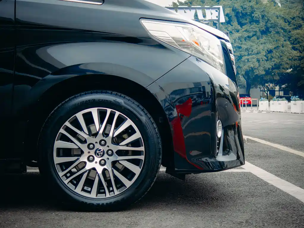 Toyota Alphard 2018 — фото 4
