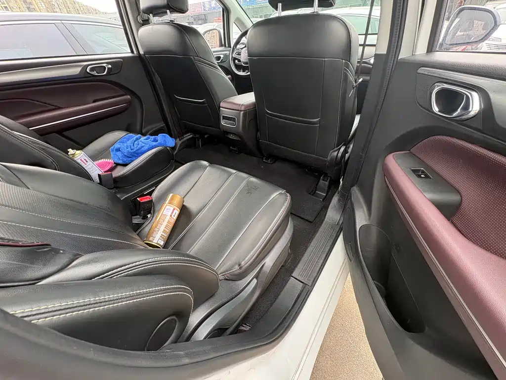 GAC Motor Trumpchi M6 2023 — фото 12
