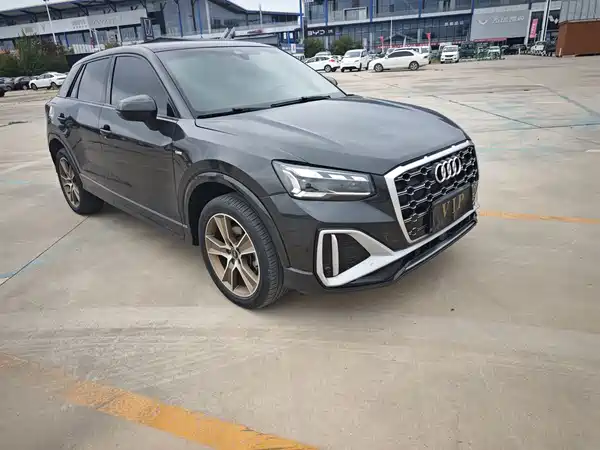 Audi Q2L 2024