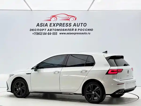 Volkswagen Golf 2021