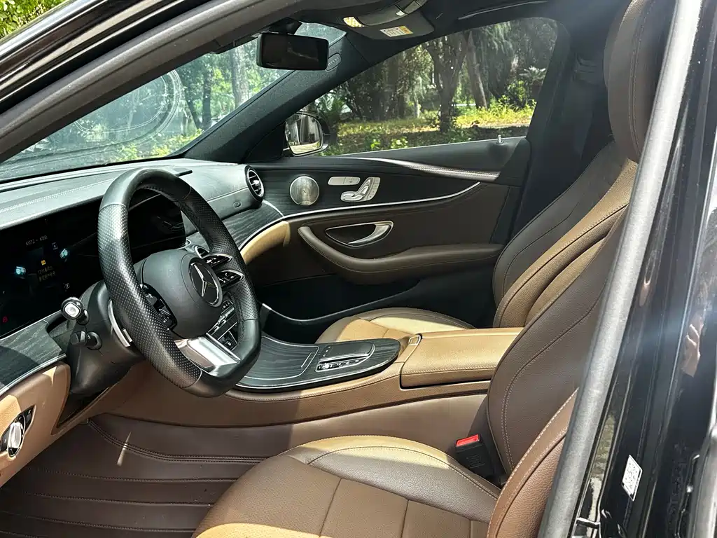 Mercedes-Benz E-Class 2023 — фото 5