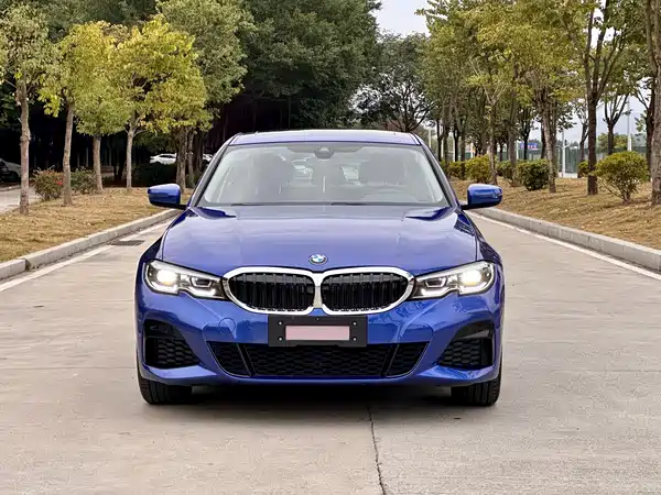 BMW 3 Series 2021