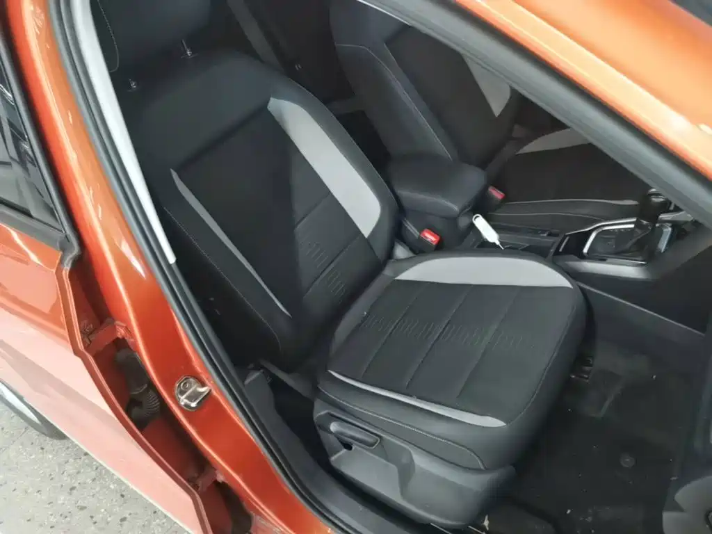Volkswagen T-Roc 2019 — фото 25