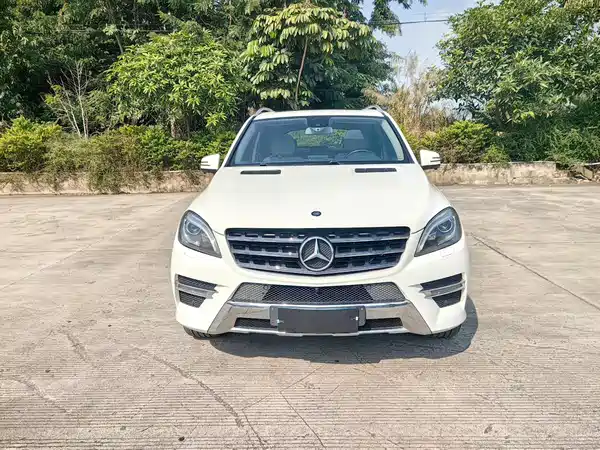 Mercedes-Benz M-Class 2012