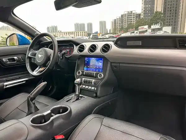 Ford Mustang 2020