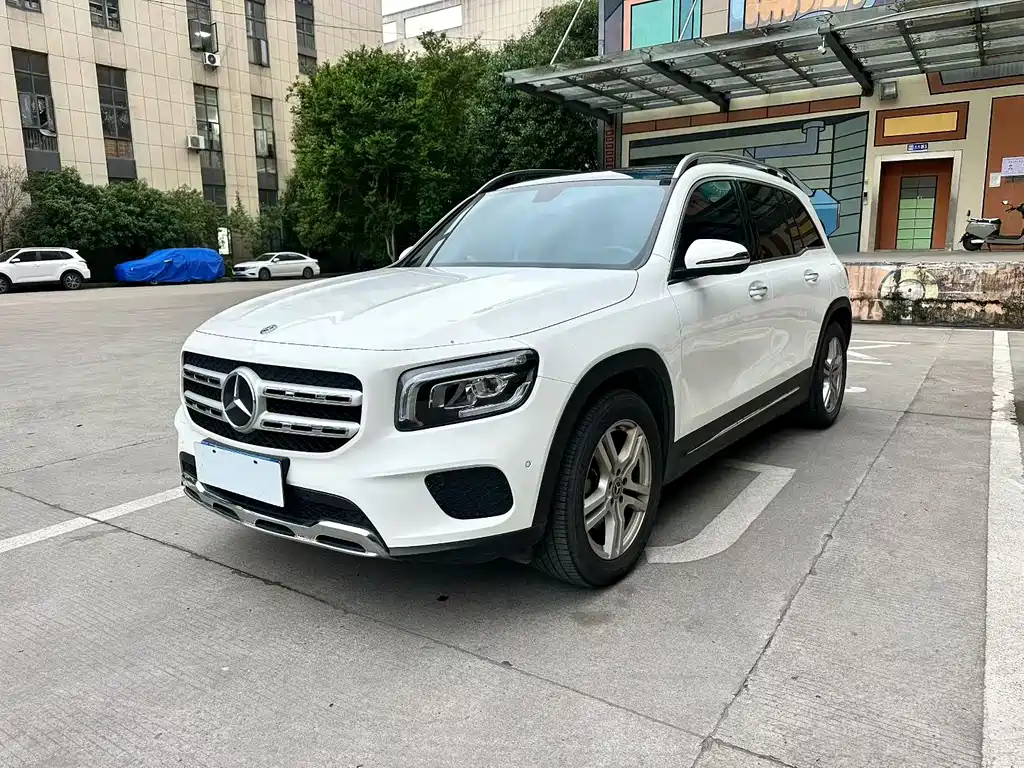 Mercedes-Benz GLB 2020 — фото 1