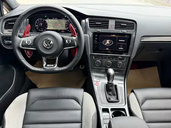 Volkswagen Golf 2020