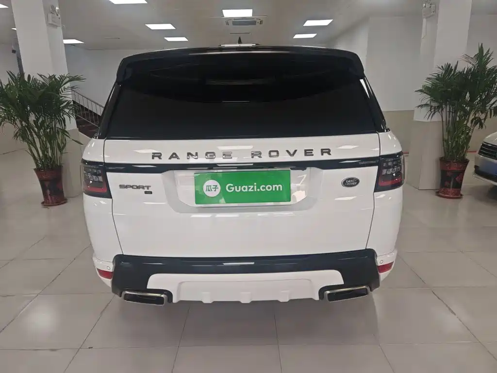 Land Rover Sport 2020 — фото 6