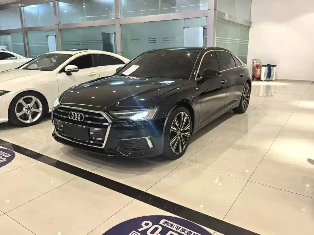 Audi A6L 2019 — фото 1