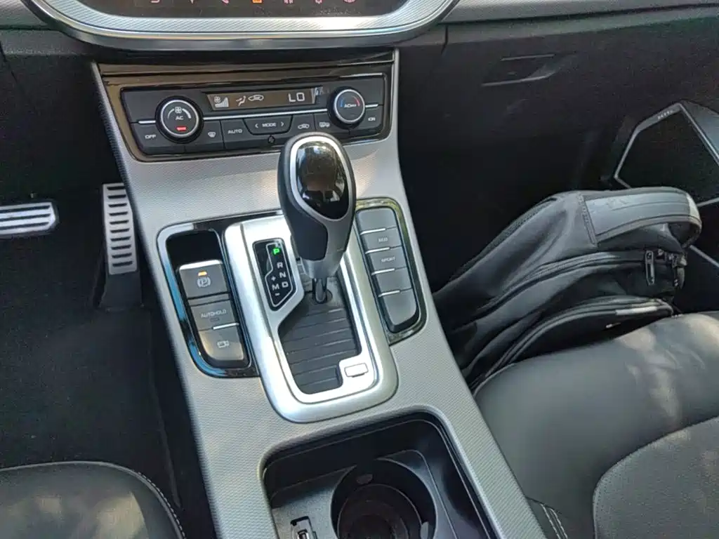 Geely Emgrand GS 2019 — фото 14
