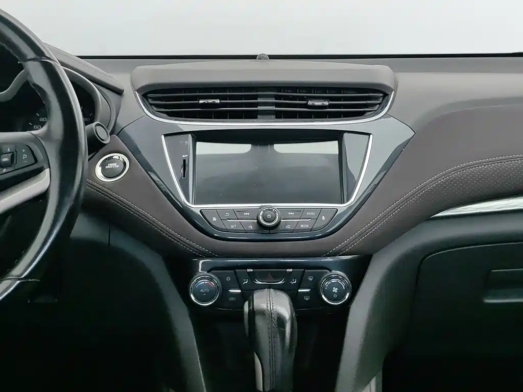 Chevrolet Malibu 2017 — фото 12