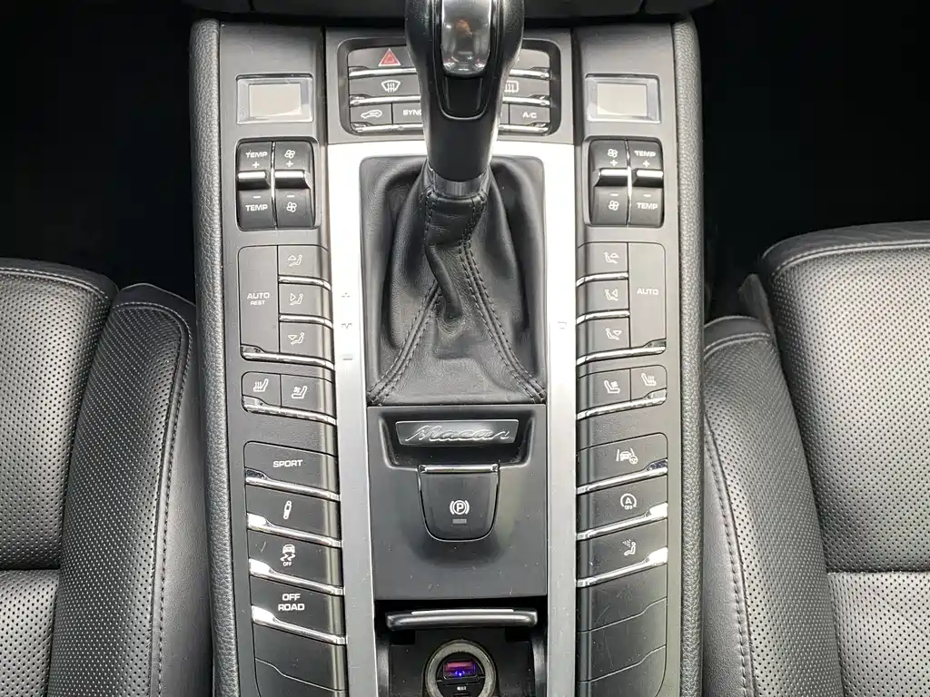 Porsche Macan 2019 — фото 15