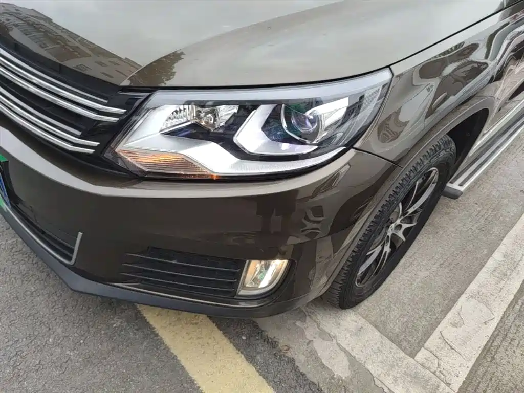 Volkswagen Tiguan 2015 — фото 24