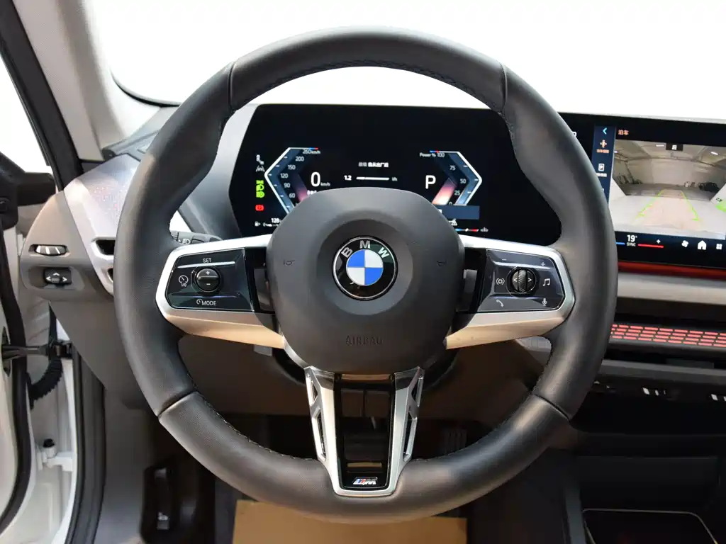 BMW 2 Series 2025 — фото 9