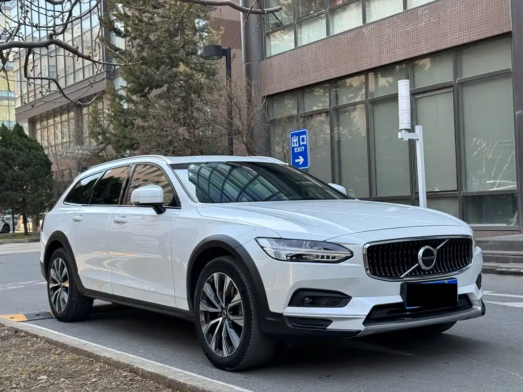 Volvo V90 2021 — фото 3