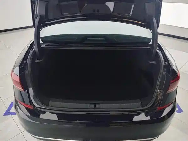 Volkswagen Passat 2025