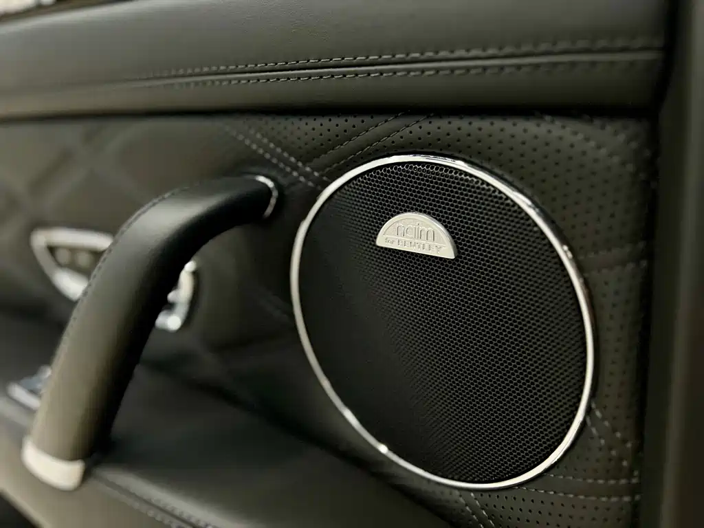 Bentley Flying Spur 2014 — фото 20