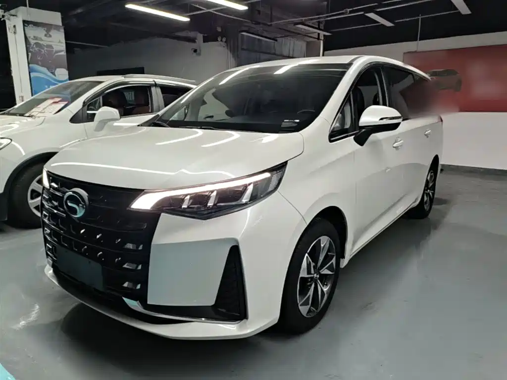 GAC Motor Trumpchi M6 2023 — фото 2