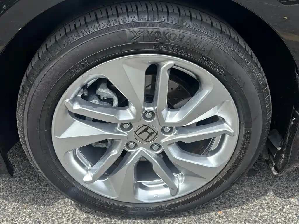 Honda Accord 2021 — фото 19