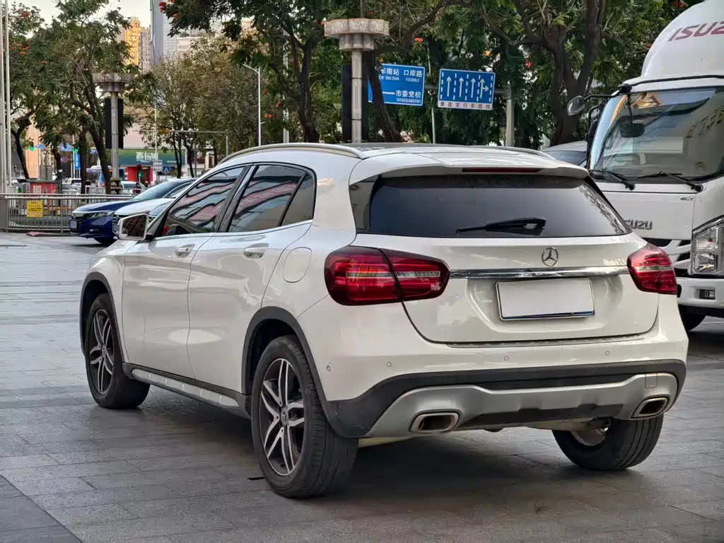 Mercedes-Benz GLA 2018 — фото 5