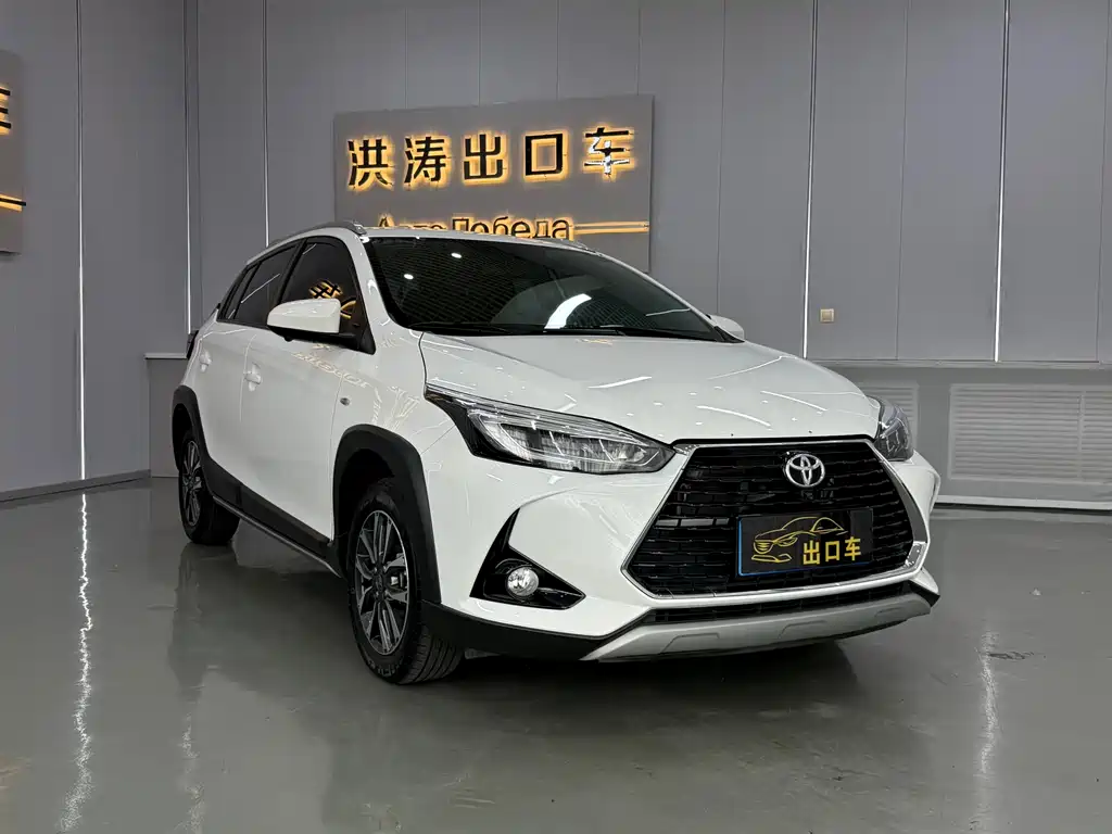 Toyota Yaris L 2022